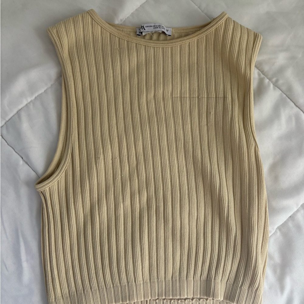 XS-S Beige Zara top